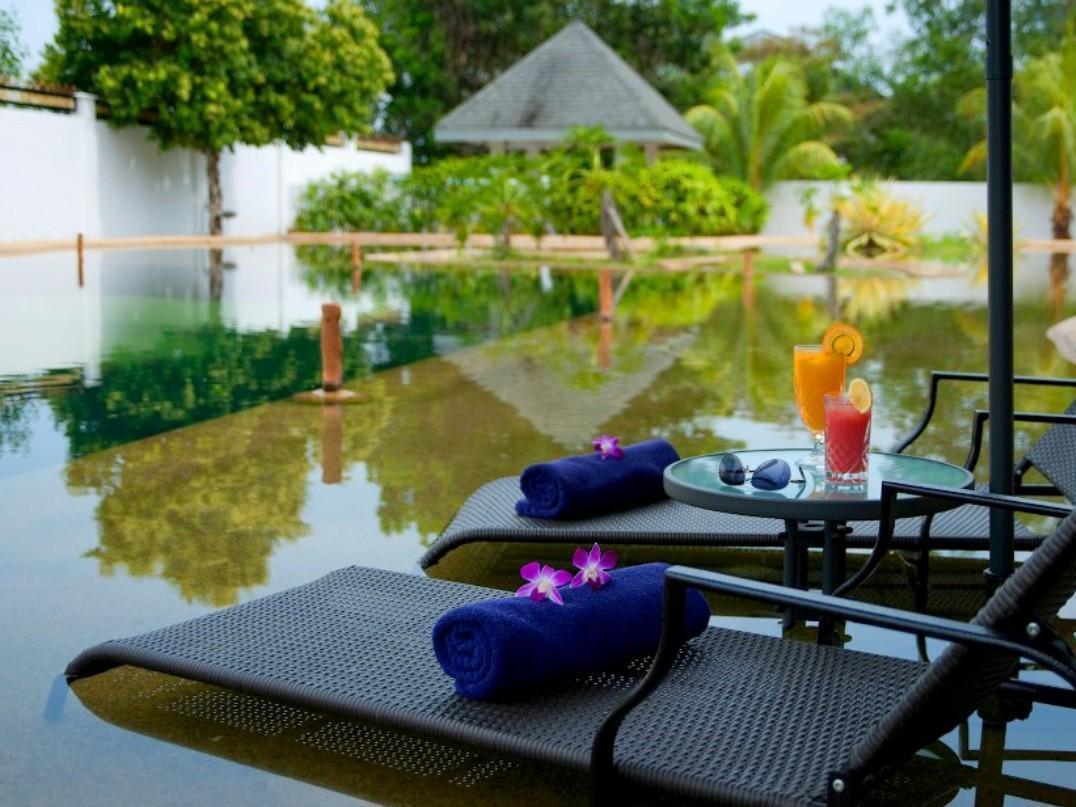 The Kahaani Hotel อาเยอร์ เกโระห์ ภายนอก รูปภาพ