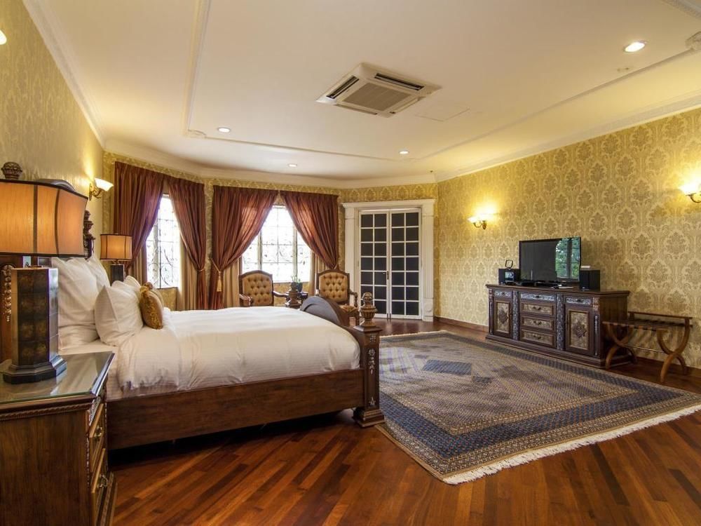 The Kahaani Hotel อาเยอร์ เกโระห์ ภายนอก รูปภาพ