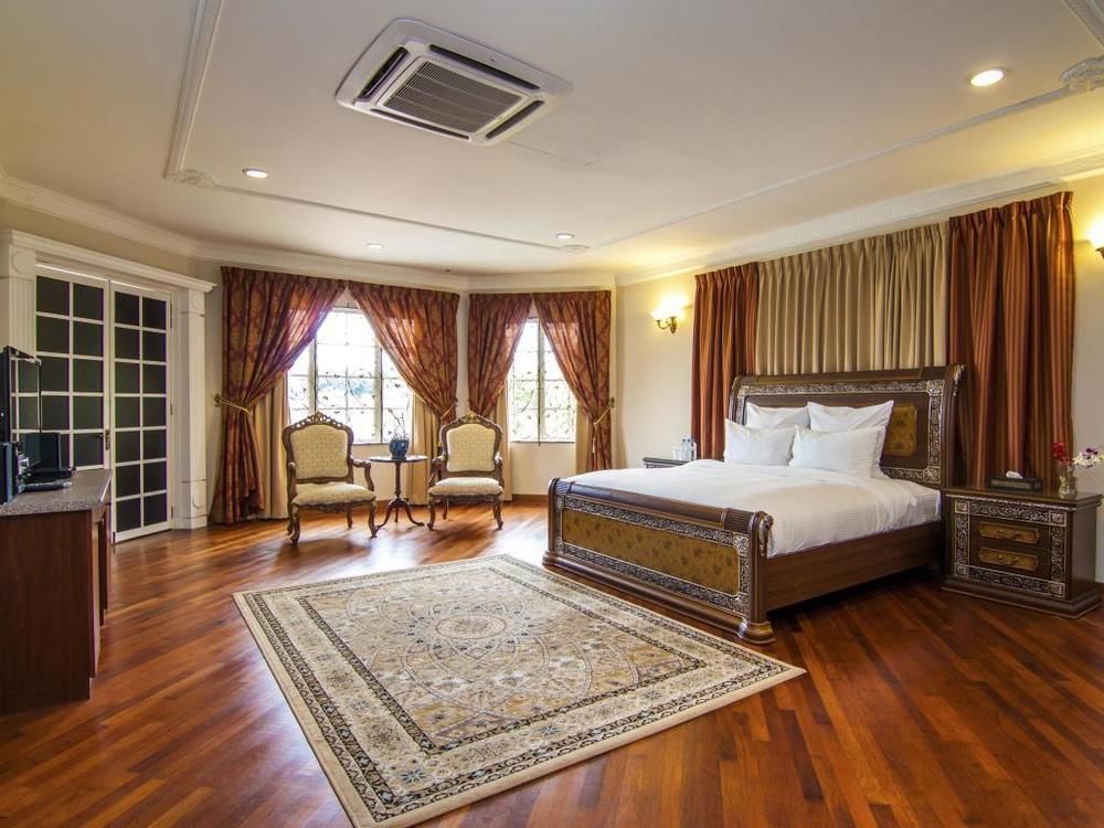 The Kahaani Hotel อาเยอร์ เกโระห์ ภายนอก รูปภาพ