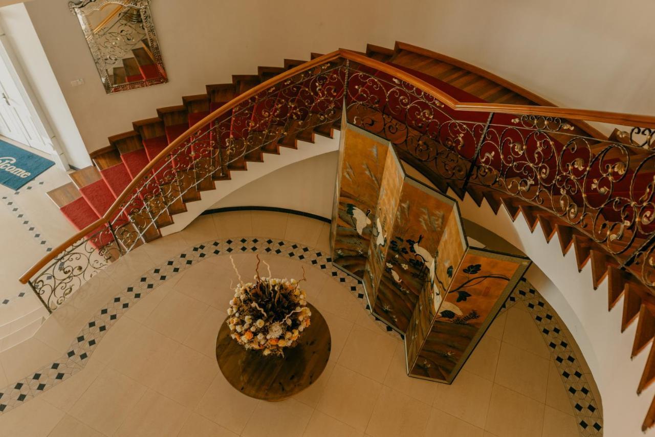 The Kahaani Hotel อาเยอร์ เกโระห์ ภายนอก รูปภาพ